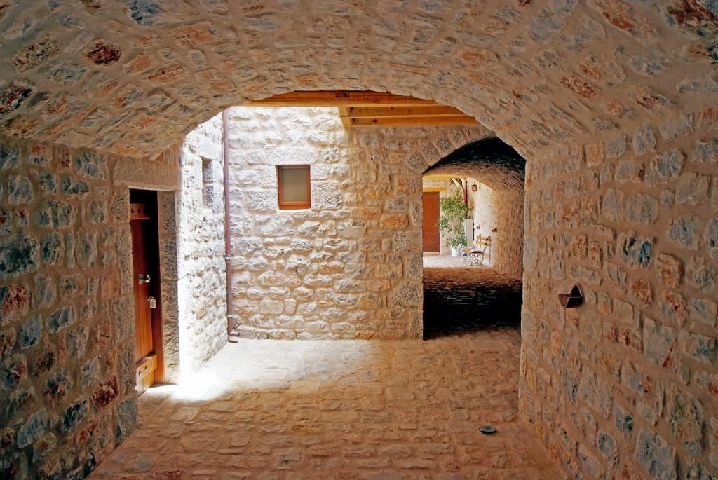 Smyros Resort Poúlithra Екстериор снимка