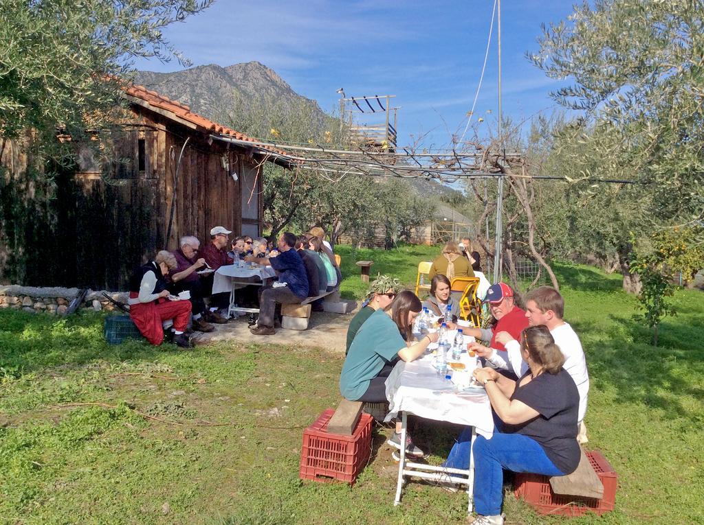 Smyros Resort Poúlithra Екстериор снимка